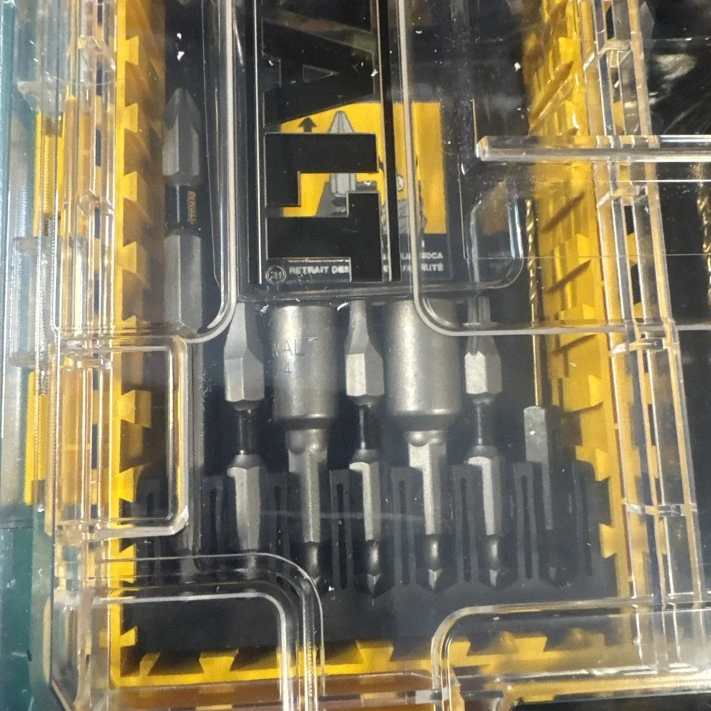 DeWalt 35pc Screwdriver & Drill Bit Set w/ToughCase Tough‎ Grip Factory Sealed